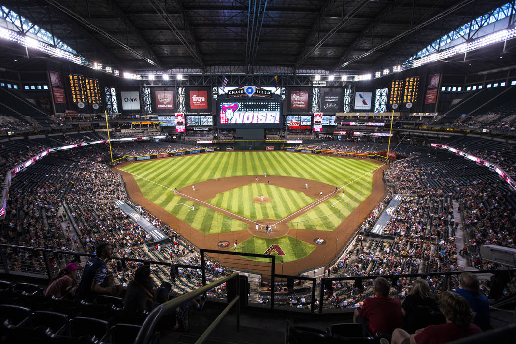 Arizona Diamondbacks Chase Field - Presentan sedes alternativas de equipos de Ligas Mayores