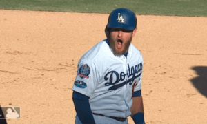 wp image 2316 300x180 - Matt Muncy con solitario jonrón le da la victoria a Dodgers sobre Giants