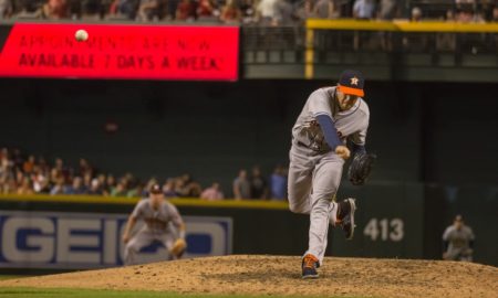 Astros pitcheando 450x270 - Rechaza sindicato de beisbolistas propuesta de dueños en MLB