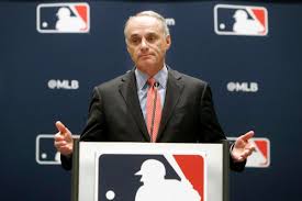 Rob Manfred - Manfred advierte que si beisbolistas que no sigan protocolos tendrán consecuencias