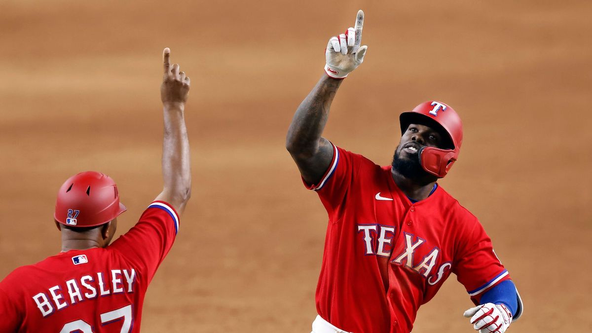 Adolis Garcia - Adolis García sella barrida de Rangers sobre Astros