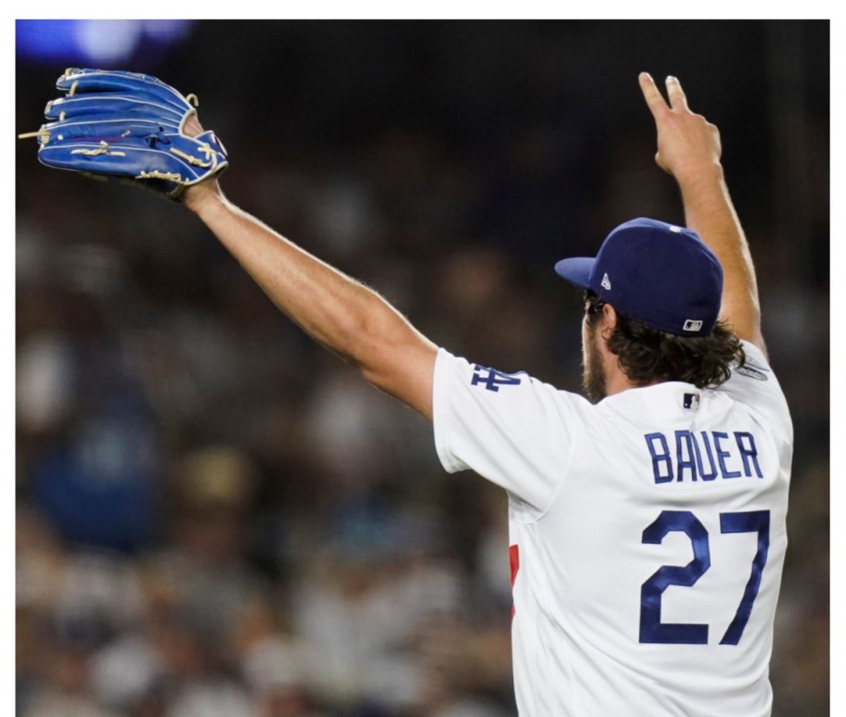 Dodgers 2 scaled e1624952377744 - Bauer recibe apoyo a tablazos y los Dodgers le pegan a Giants