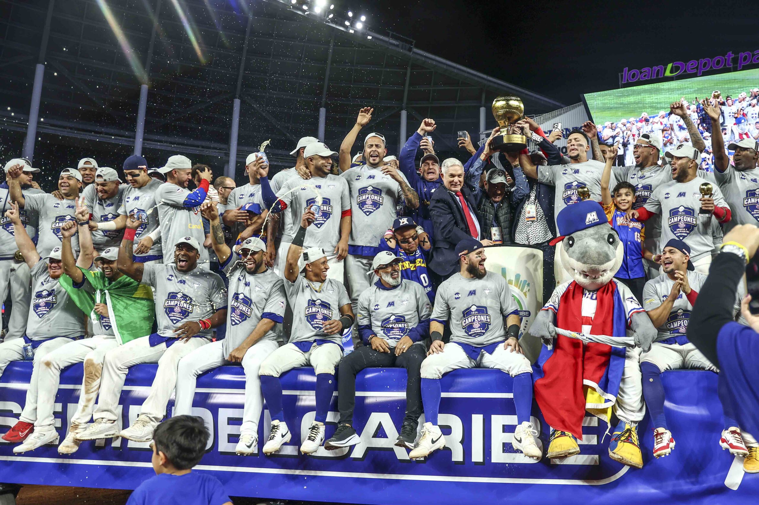 Tiburones de La Guaira excelsos campeones de la Serie del Caribe ...